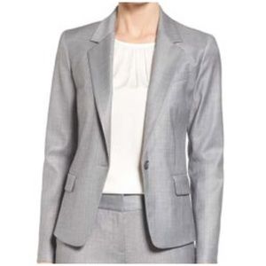 Classiques Entier One Button Closure Blazer Size 6